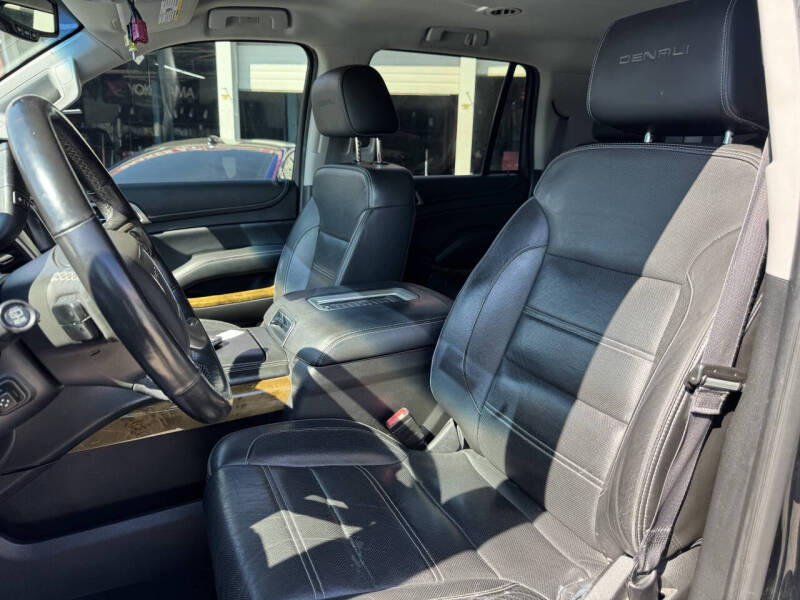 2017 GMC Yukon Denali