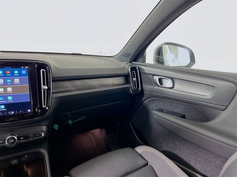 2023 Volvo XC40 Recharge Twin Core