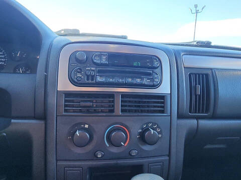 2004 Jeep Grand Cherokee Laredo