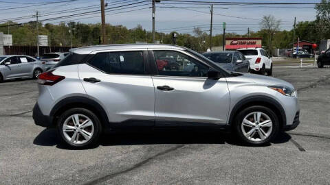 2020 Nissan Kicks S