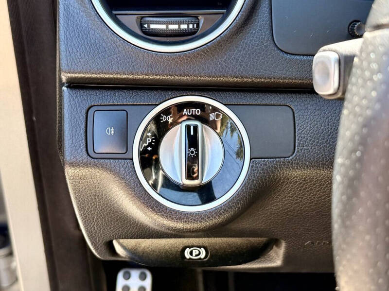 2013 Mercedes-Benz C-Class C 250 Sport