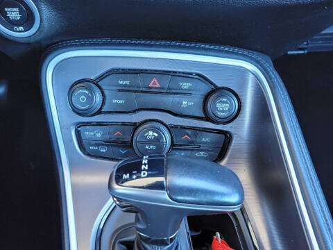 2021 Dodge Challenger SXT