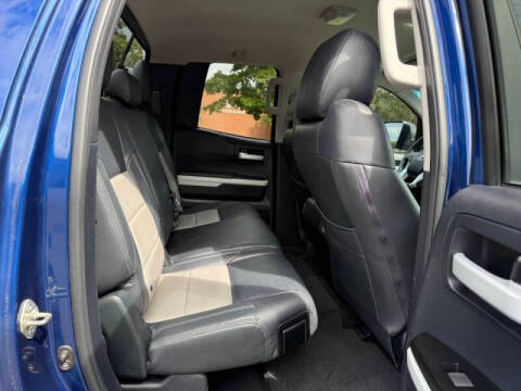 2015 Toyota Tundra SR