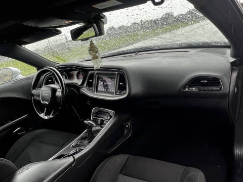 2020 Dodge Challenger SXT