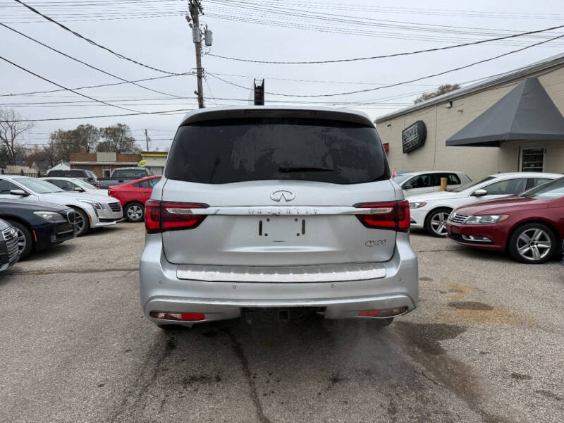 2019 Infiniti QX80 Luxe