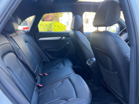 2015 Audi Q3 2.0T quattro Premium Plus