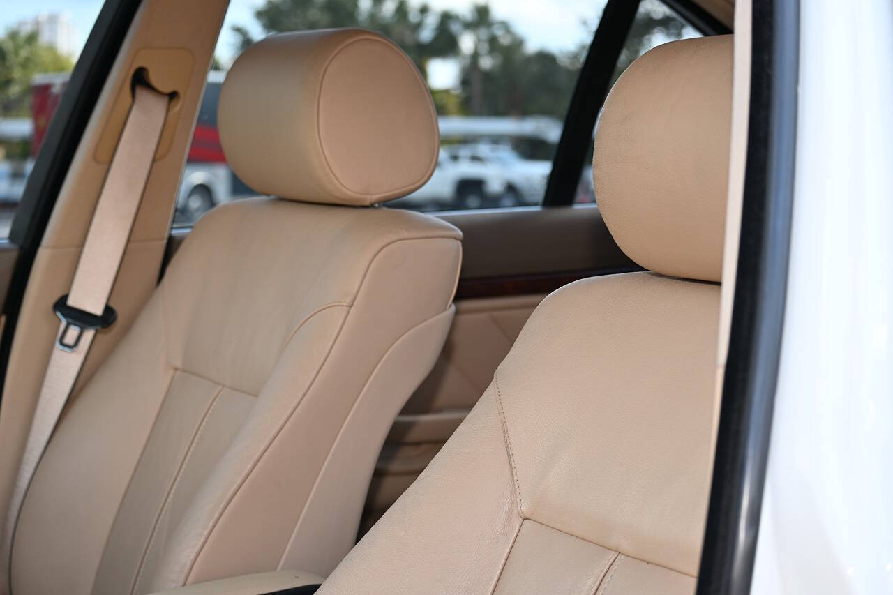 2003 BMW 5 Series 21