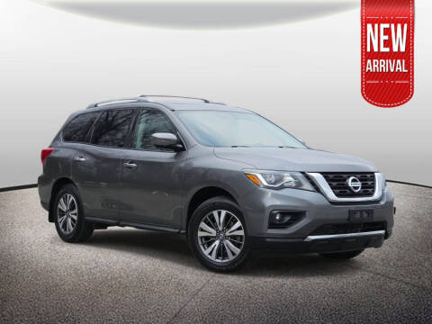 2017 Nissan Pathfinder SL