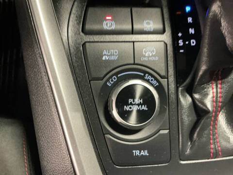 2024 Toyota RAV4 Prime SE