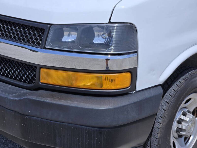 2021 Chevrolet Express 2500