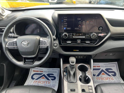 2023 Toyota Highlander Hybrid Limited