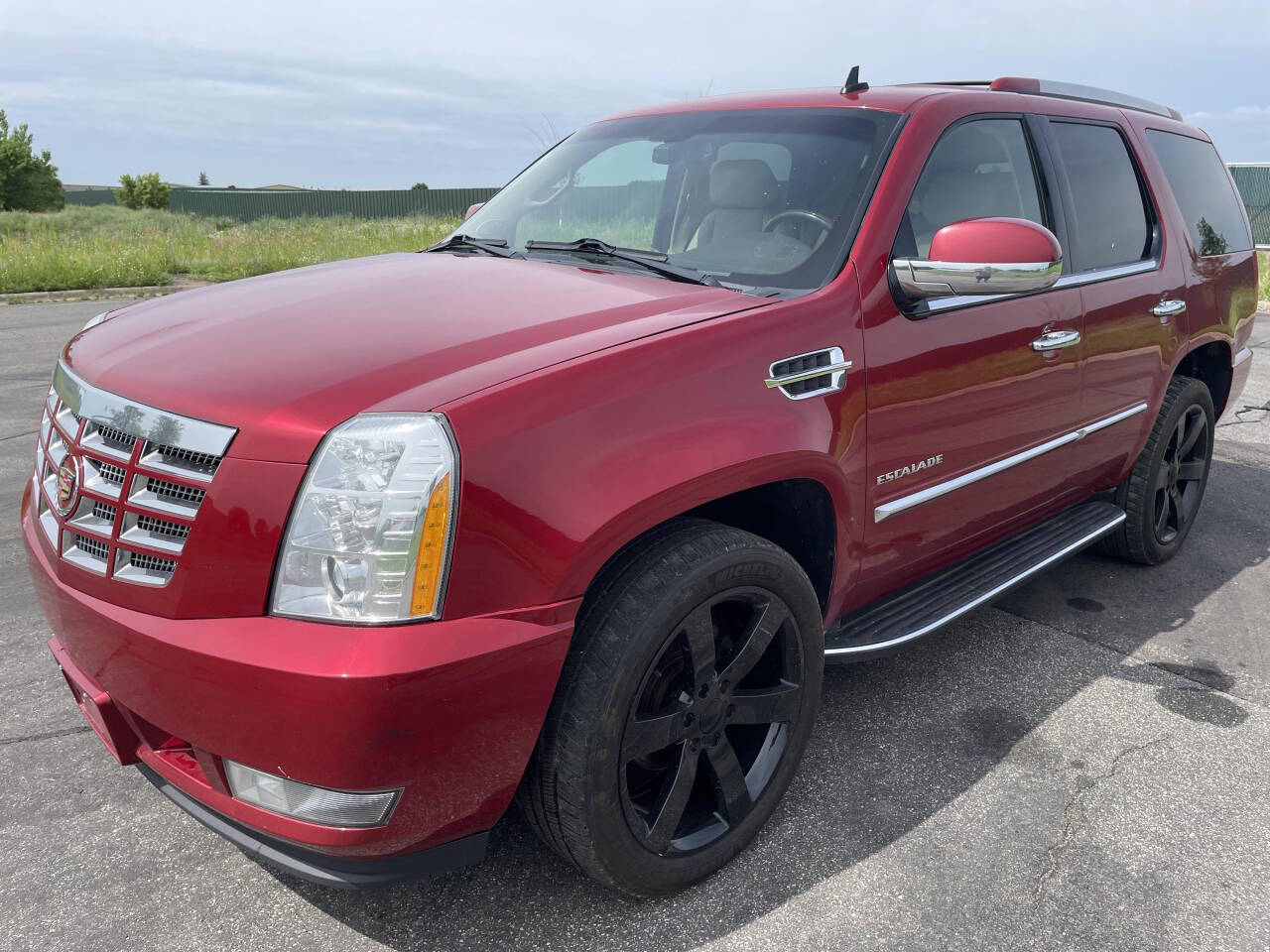 2012 Cadillac Escalade for sale at Twin Cities Auctions in Elk River, MN