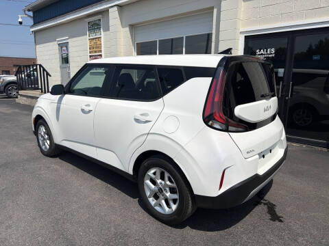 2023 Kia Soul LX
