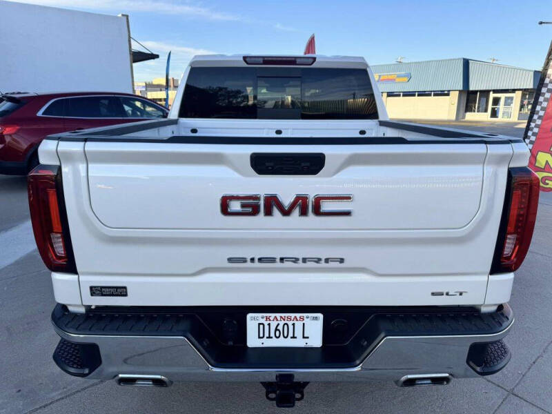 2025 GMC Sierra 1500 SLT