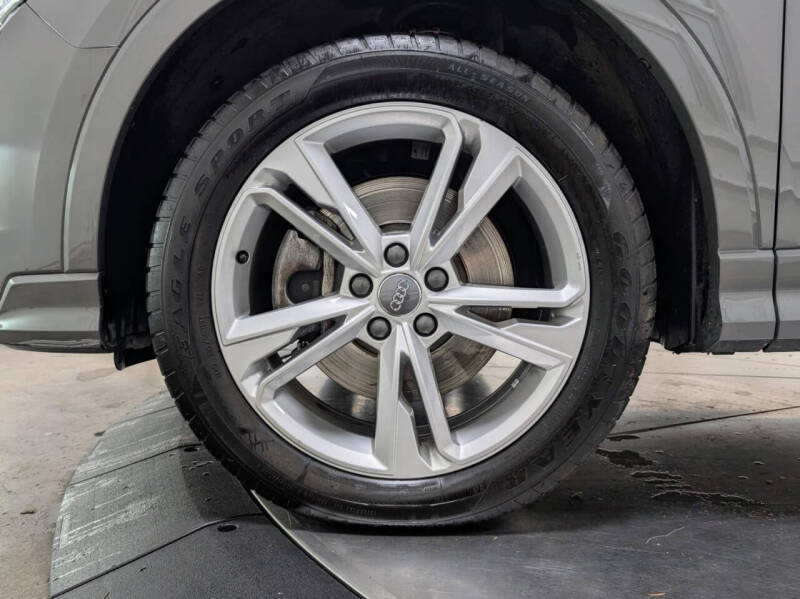 2020 Audi Q3 quattro S line Prem Plus 45 TFSI