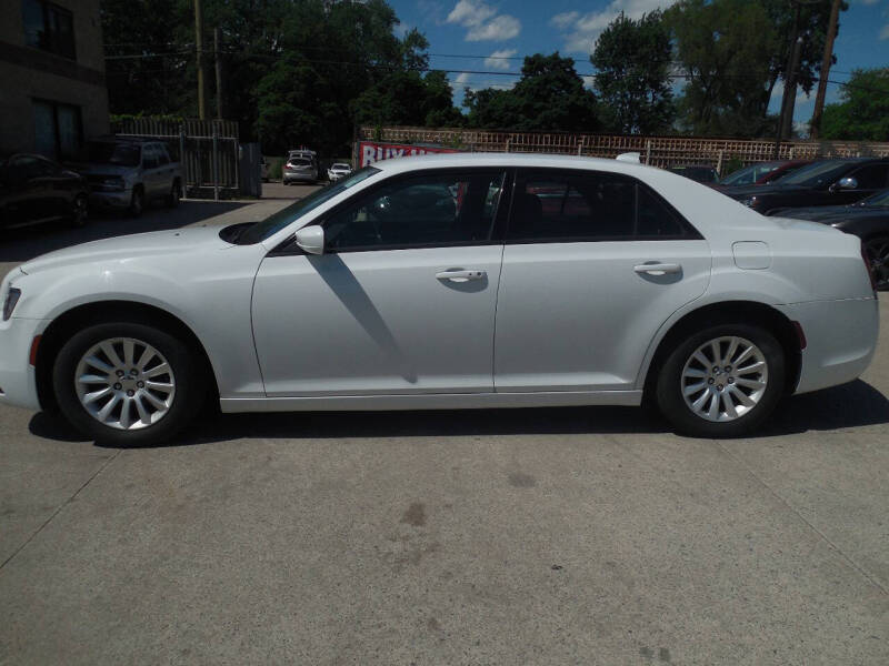 2019 Chrysler 300 S