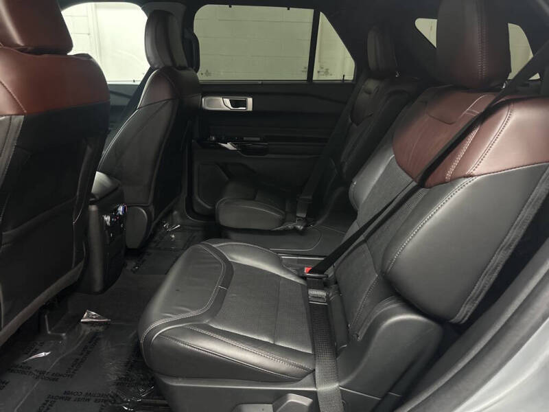 2022 Ford Explorer Platinum