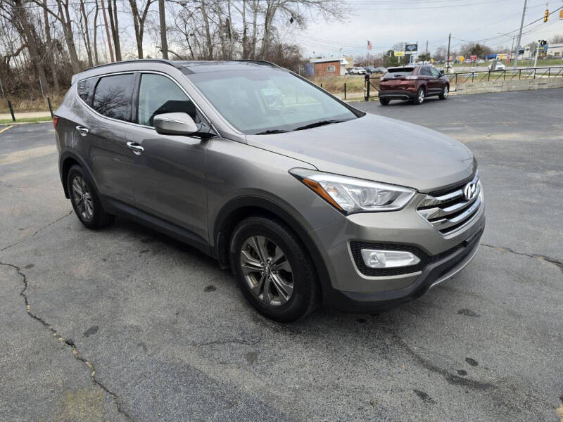 2014 Hyundai Santa Fe Sport photo 2