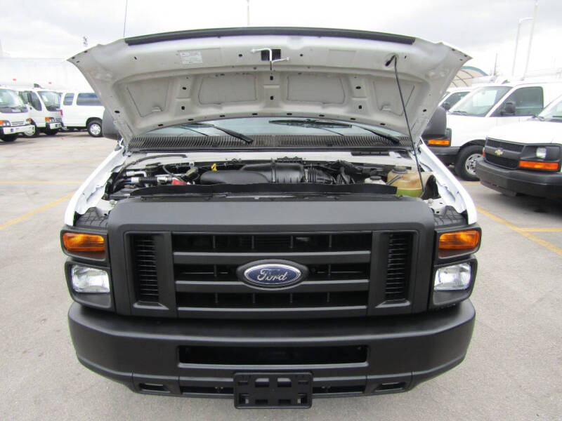 2010 Ford E-Series E-250