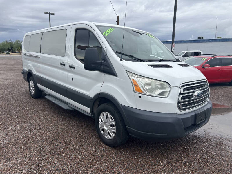 2016 Ford Transit's photo