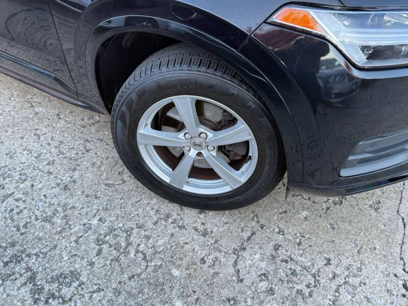 2020 Volvo XC90 T5 Momentum