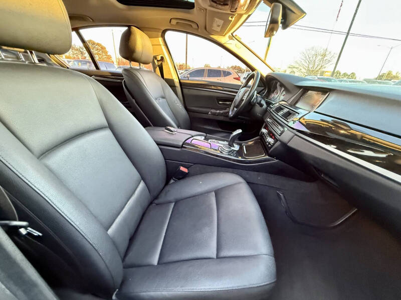 2016 BMW 5 Series 528i