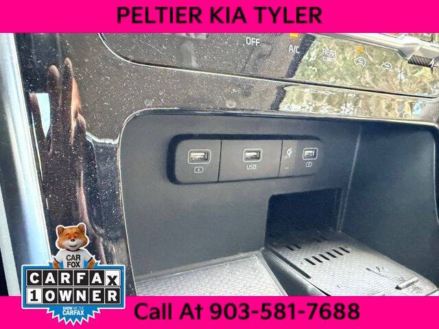 2024 Kia Carnival SX