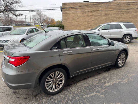 2013 Chrysler 200 Limited