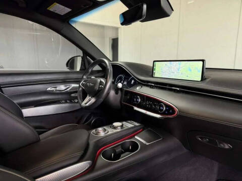 2023 Genesis GV70 2.5T Standard