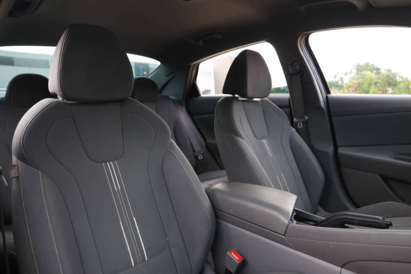 2021 Hyundai Elantra