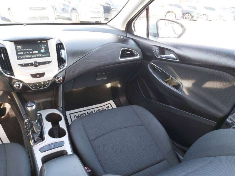 2018 Chevrolet Cruze LS Auto