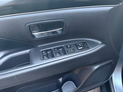 2019 Mitsubishi Outlander SE