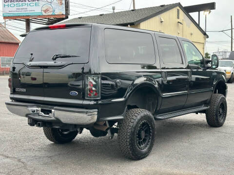 2005 Ford Excursion XLT