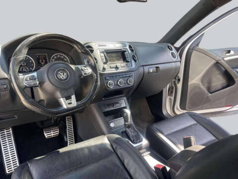 2015 Volkswagen Tiguan R-Line