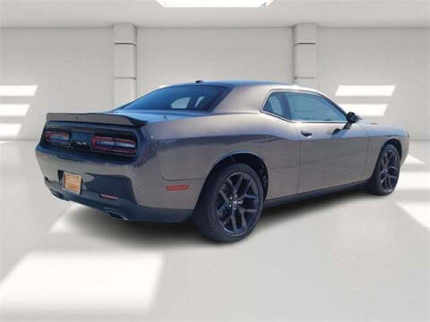2022 Dodge Challenger SXT