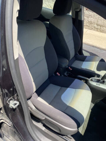 2012 Chevrolet Cruze LS