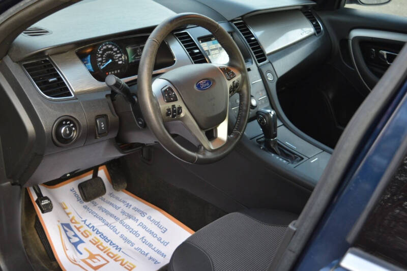 2016 Ford Taurus SEL