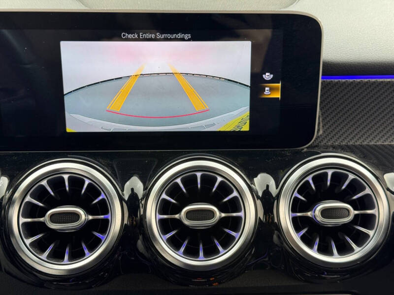 2021 Mercedes-Benz GLB GLB 250