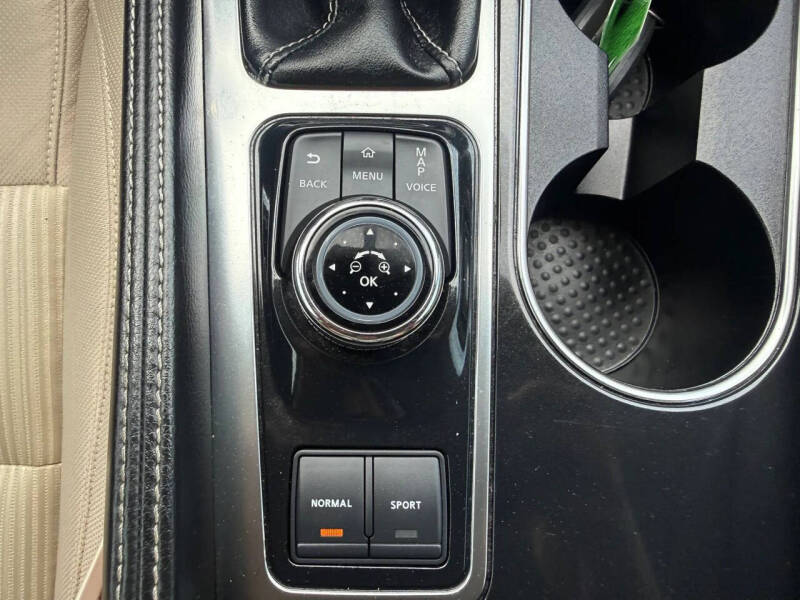 2017 Nissan Maxima