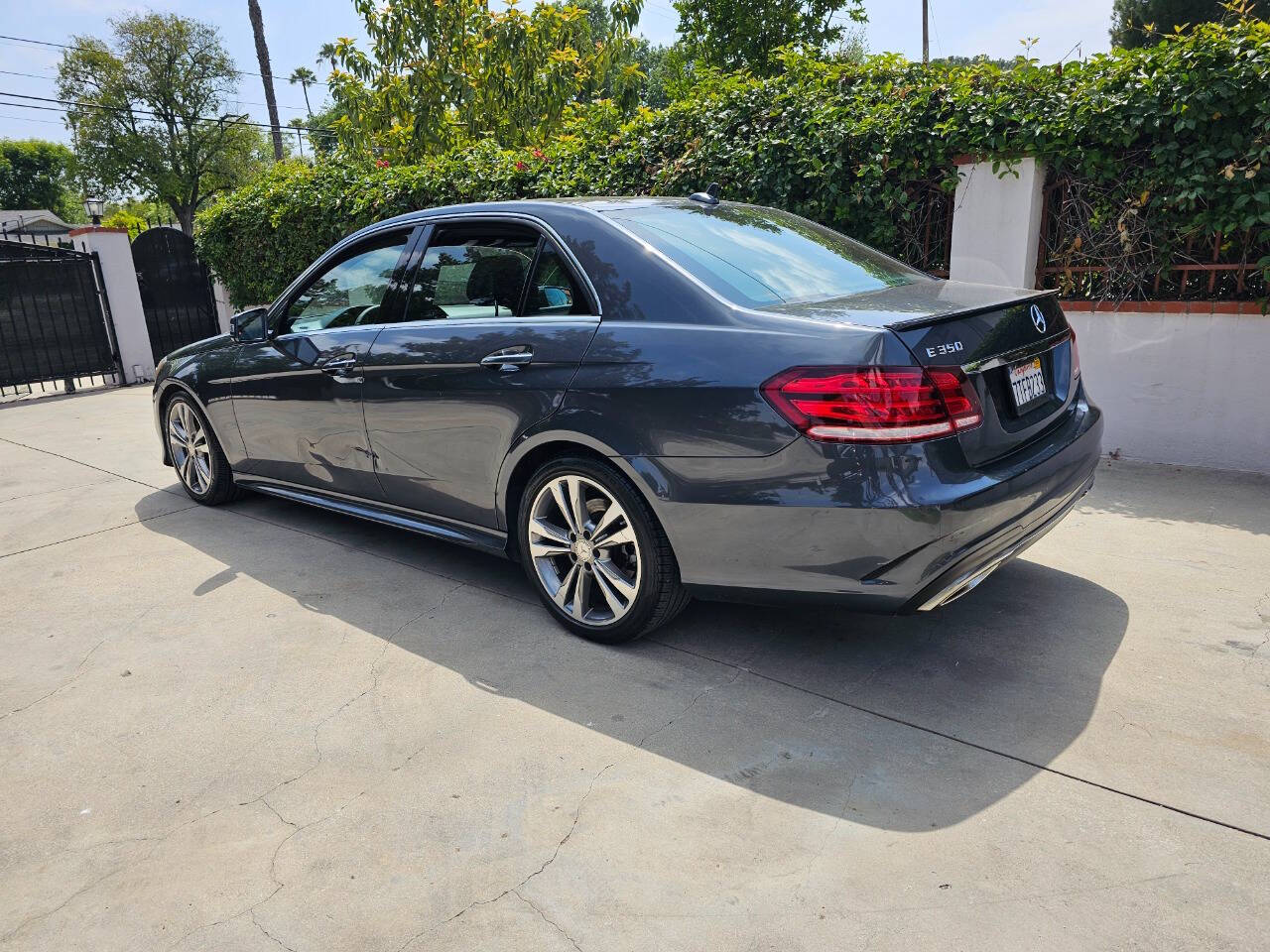 2016 Mercedes-Benz E-Class 16