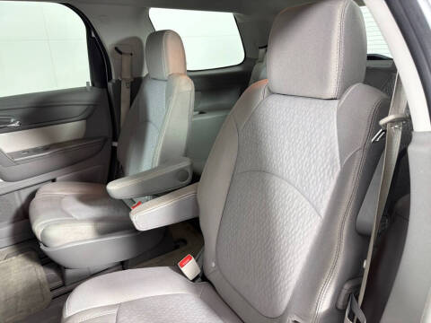 2016 GMC Acadia SLE-2