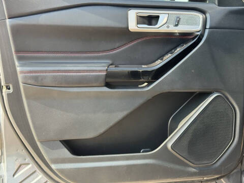 2022 Ford Explorer ST-Line