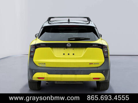 2026 Nissan Kicks SR