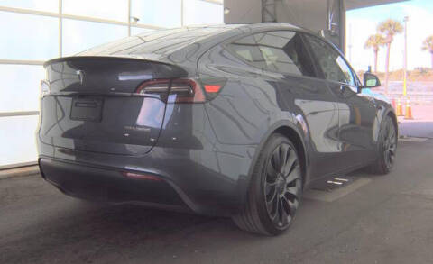 2023 Tesla Model Y Performance
