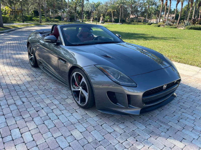 2016 Jaguar F-TYPE R