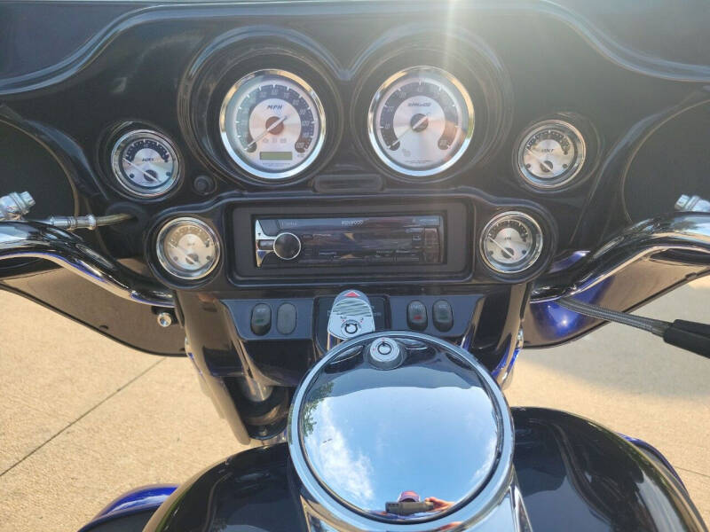 2004 Harley-Davidson FLHTCSE