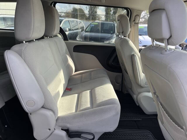 2017 Dodge Grand Caravan SE