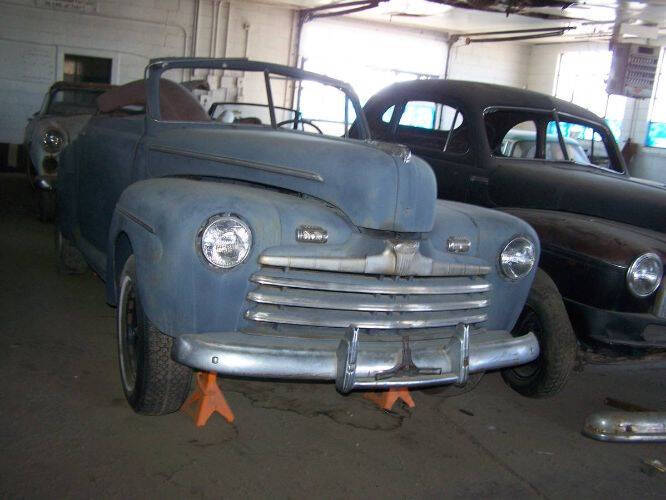 1946 Ford Cabriolet