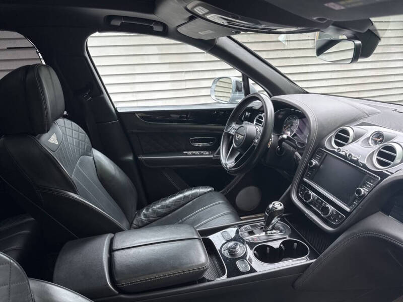 2018 Bentley Bentayga W12 Signature Edition