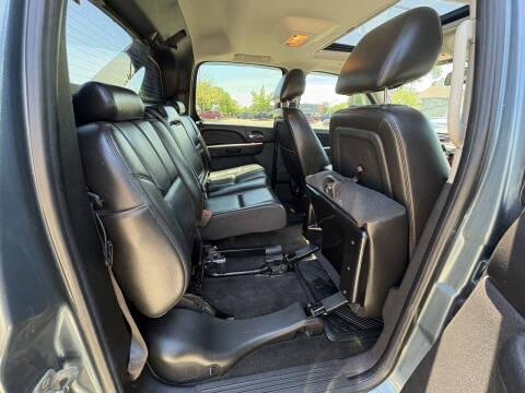 2011 Chevrolet Avalanche LT